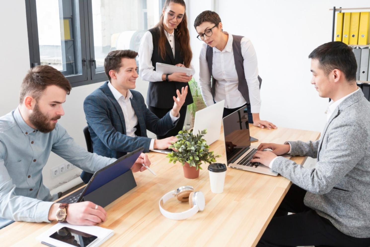 Sesiune de lucru cu documente financiare